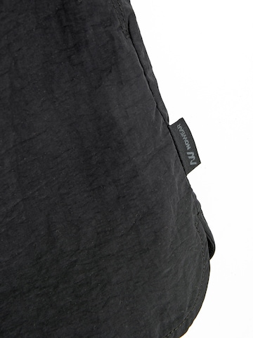 NoWear Badeshorts i sort