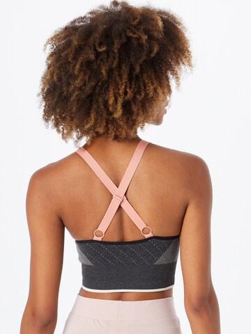 Hummel Bustier Sporttop in Grijs