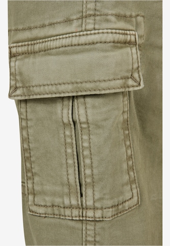 Tapered Pantaloni di Urban Classics in verde