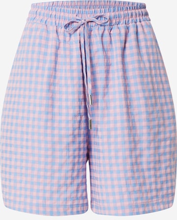 SISTERS POINT Shorts 'EZZA' in Pink: front