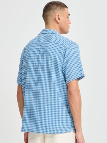 !Solid - Comfort Fit Camisa 'Orlando' em azul