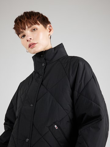 Tommy Jeans Jacke in Schwarz