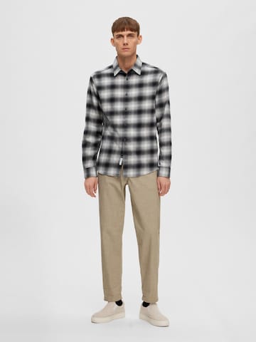 pilka SELECTED HOMME Standartinis modelis Marškiniai 'Tim'