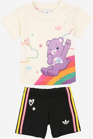 ADIDAS ORIGINALS Komplet 'Care Bears' | bela barva: sprednja stran