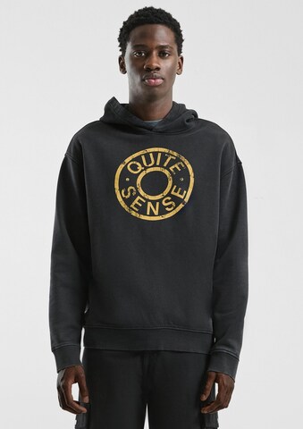 QS Sweatshirt in Zwart: voorkant