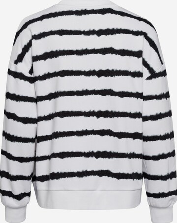 MARC AUREL Sweatshirt in White