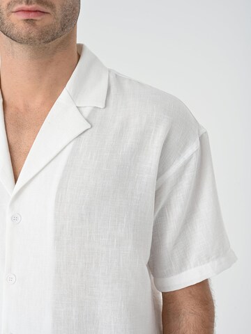 Antioch Regular fit Srajca | bela barva