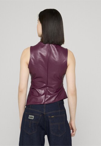 Noisy may Top 'NMDandy' – fialová