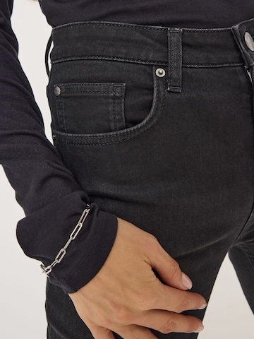 Tamaris Skinny Jeans in Zwart