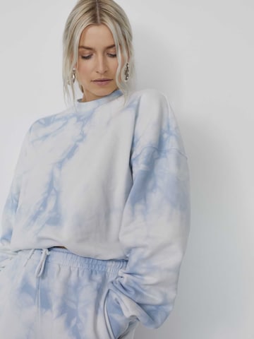 Sweat-shirt 'Ashley' LeGer by Lena Gercke en bleu