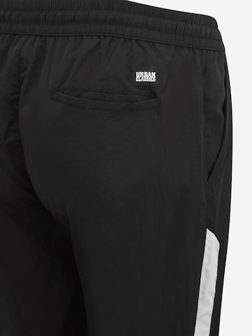 Urban Classics Tapered Housut värissä musta