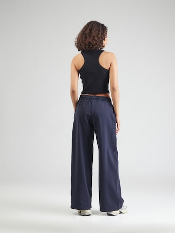 Wide leg Pantaloni di WEEKDAY in blu