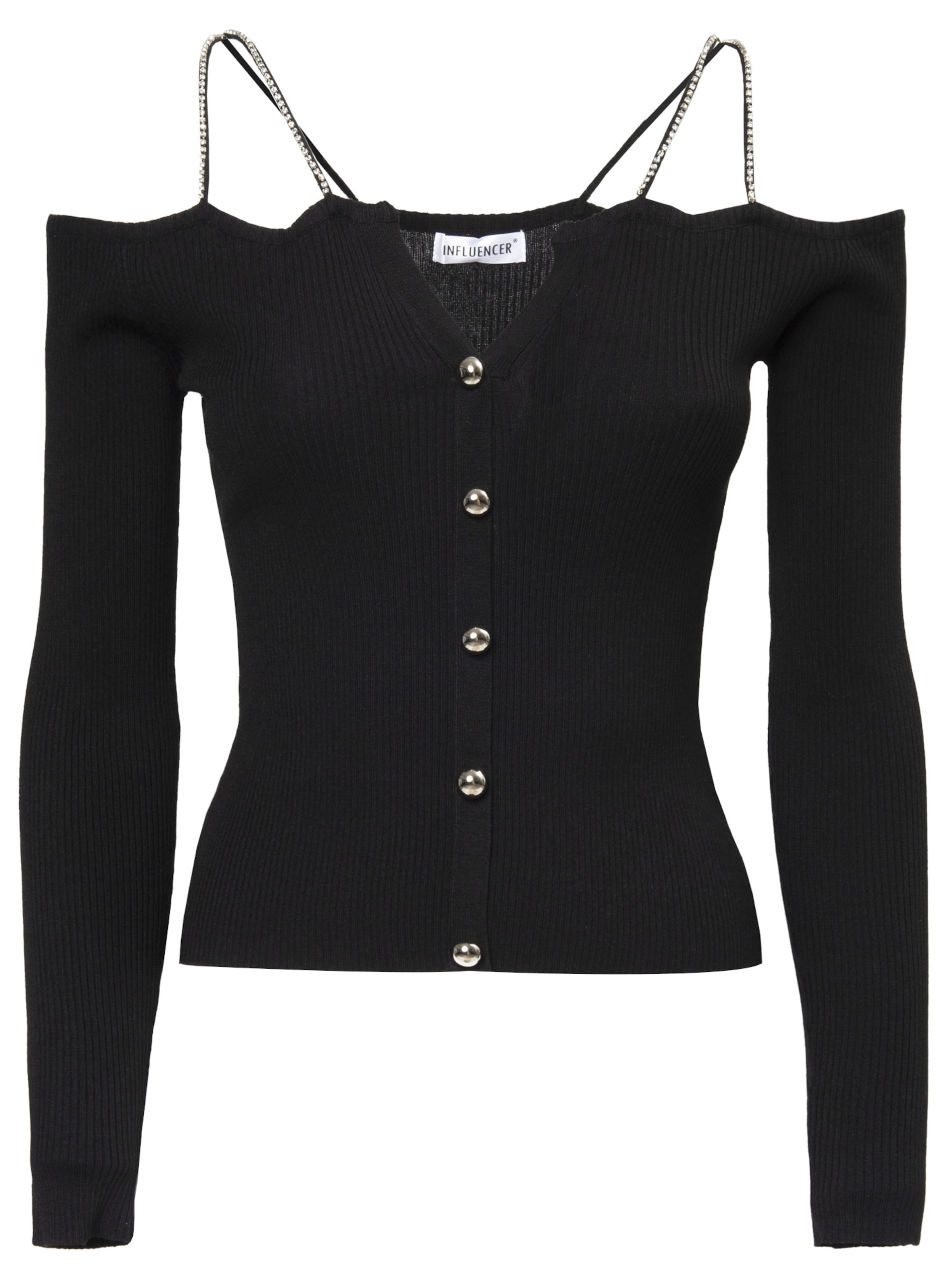 Giacchetta di Influencer in nero: frontale