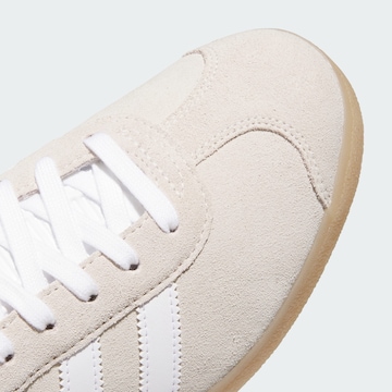 Chaussure de sport ADIDAS PERFORMANCE en beige