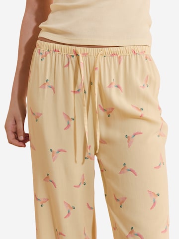 Pantaloncini da pigiama 'Solaris' di ETAM in giallo