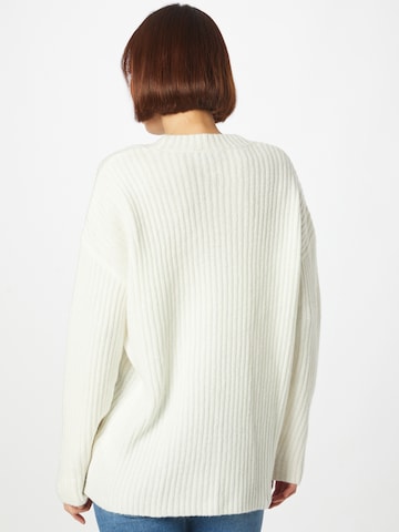 Wallis Sweater in White