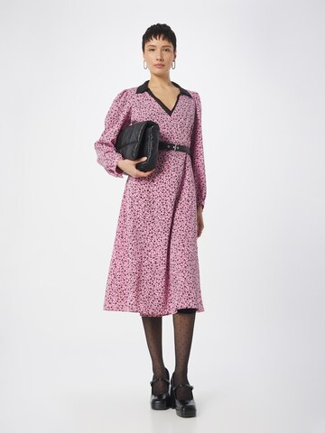 Monki Kleid in Pink