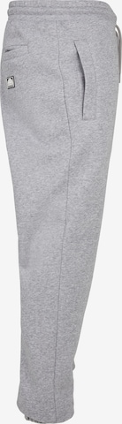 Loosefit Pantalon SOUTHPOLE en gris