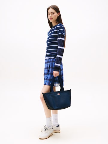 Tommy Jeans Schultertasche 'ESS' in Blau