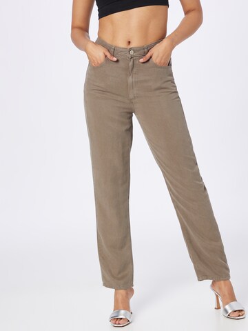 GUESS Regular Jeans in Grau: Vorderseite