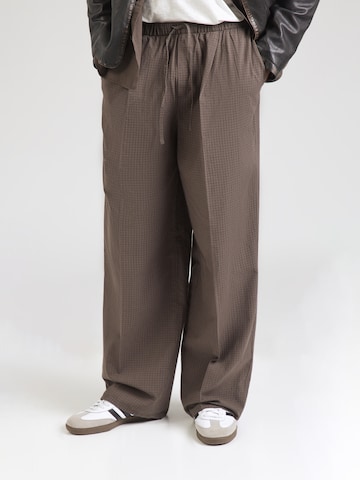 WEEKDAY Wide Leg Bukser i brun: forside