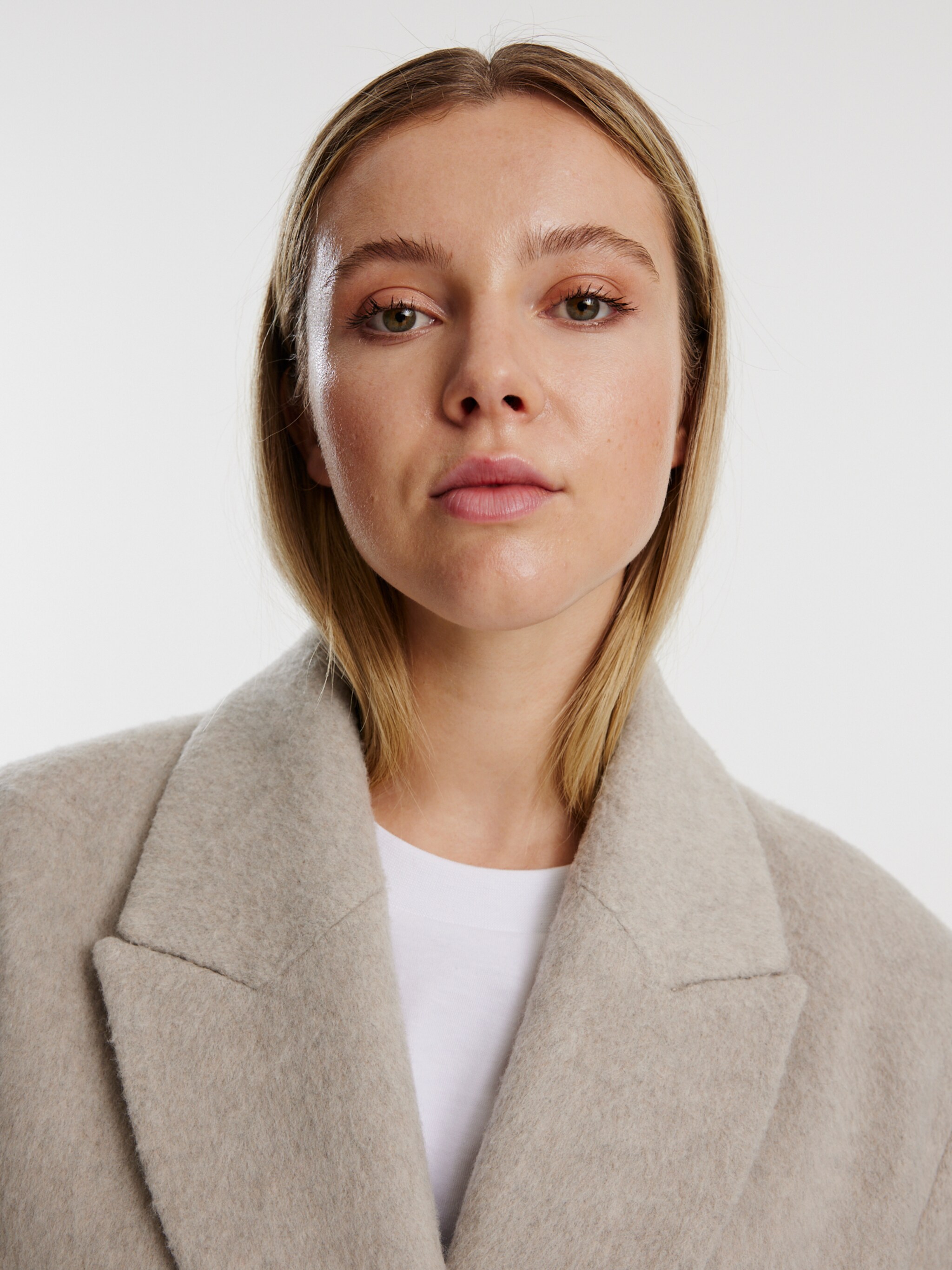 EDITED Produkter Overgangsfrakke 'Diane' beige