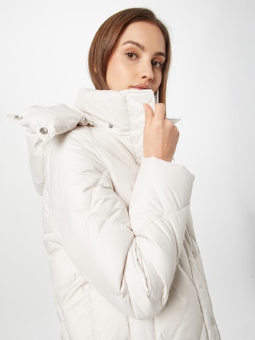 Veste d’hiver Marc O'Polo en blanc