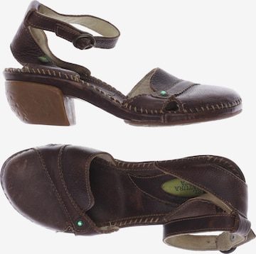 EL NATURALISTA Sandals & High-Heeled Sandals in 38 in Brown: front
