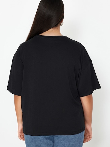 T-shirt Trendyol Curve en noir