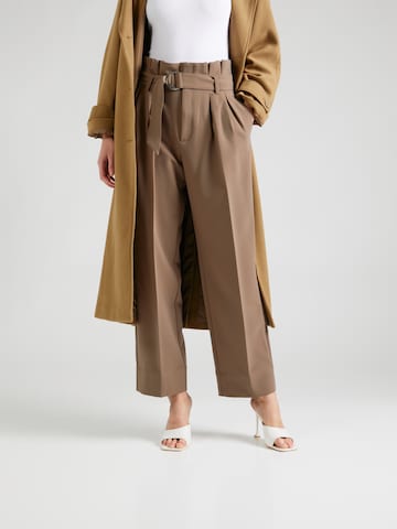 mbym Loose fit Pleat-Front Pants 'Veata-M' in Brown: front