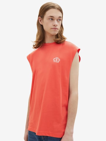 TOM TAILOR DENIM - Camiseta en naranja: frente