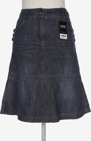 apriori Skirt in M in Blue: front