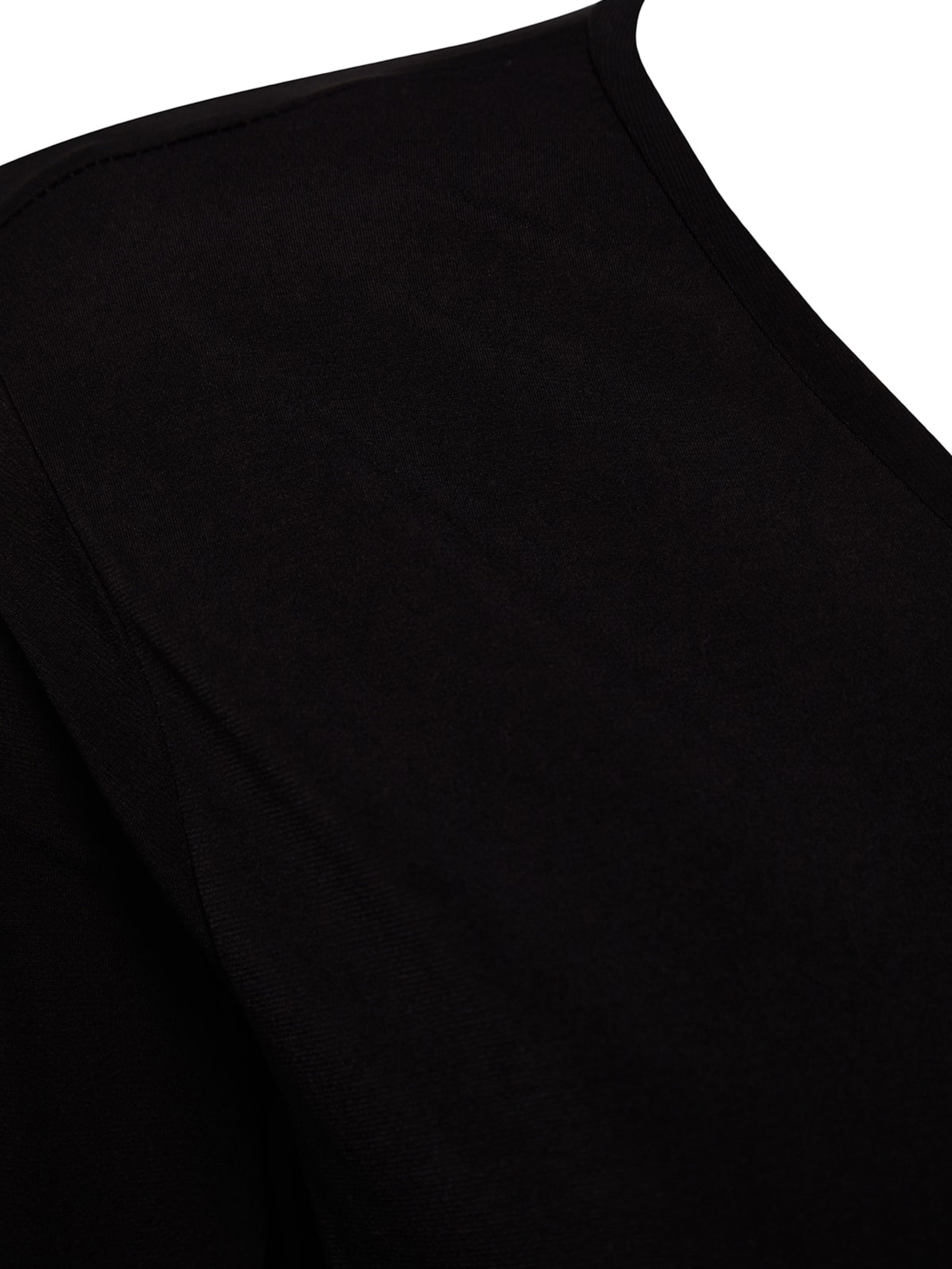 Trendyol Curve - Camiseta en negro