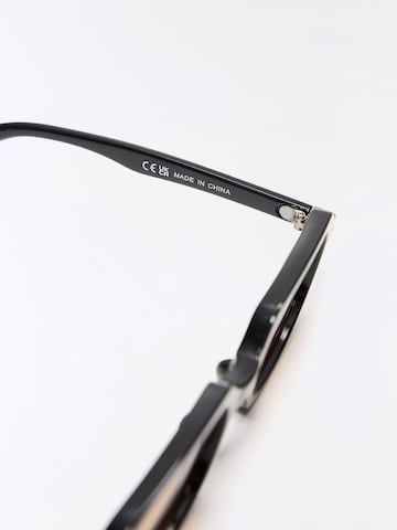 Bershka Sunglasses in Brown