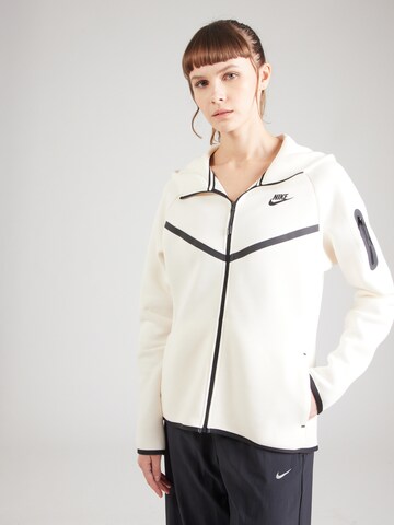 Hanorac 'TECH FLEECE 2' de la Nike Sportswear pe alb: față
