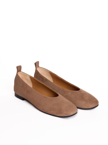 Flarelle Ballerina 'Morina' in Beige