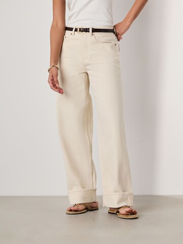 Next regular Jeans i beige: forside
