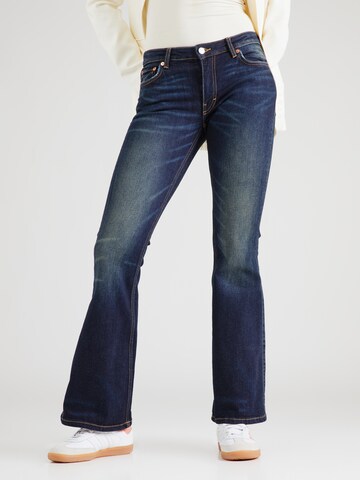 WEEKDAY Flared Jeans 'Flame' in Blau: predná strana