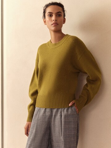 žalia Next Megztinis: priekis