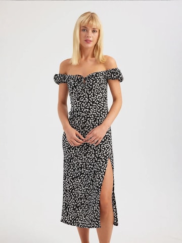 Abito di Hiccup in nero: frontale