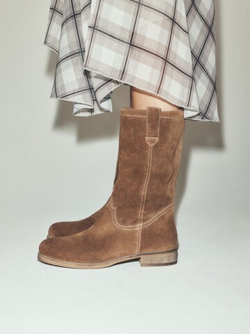 Next Boot in Brown