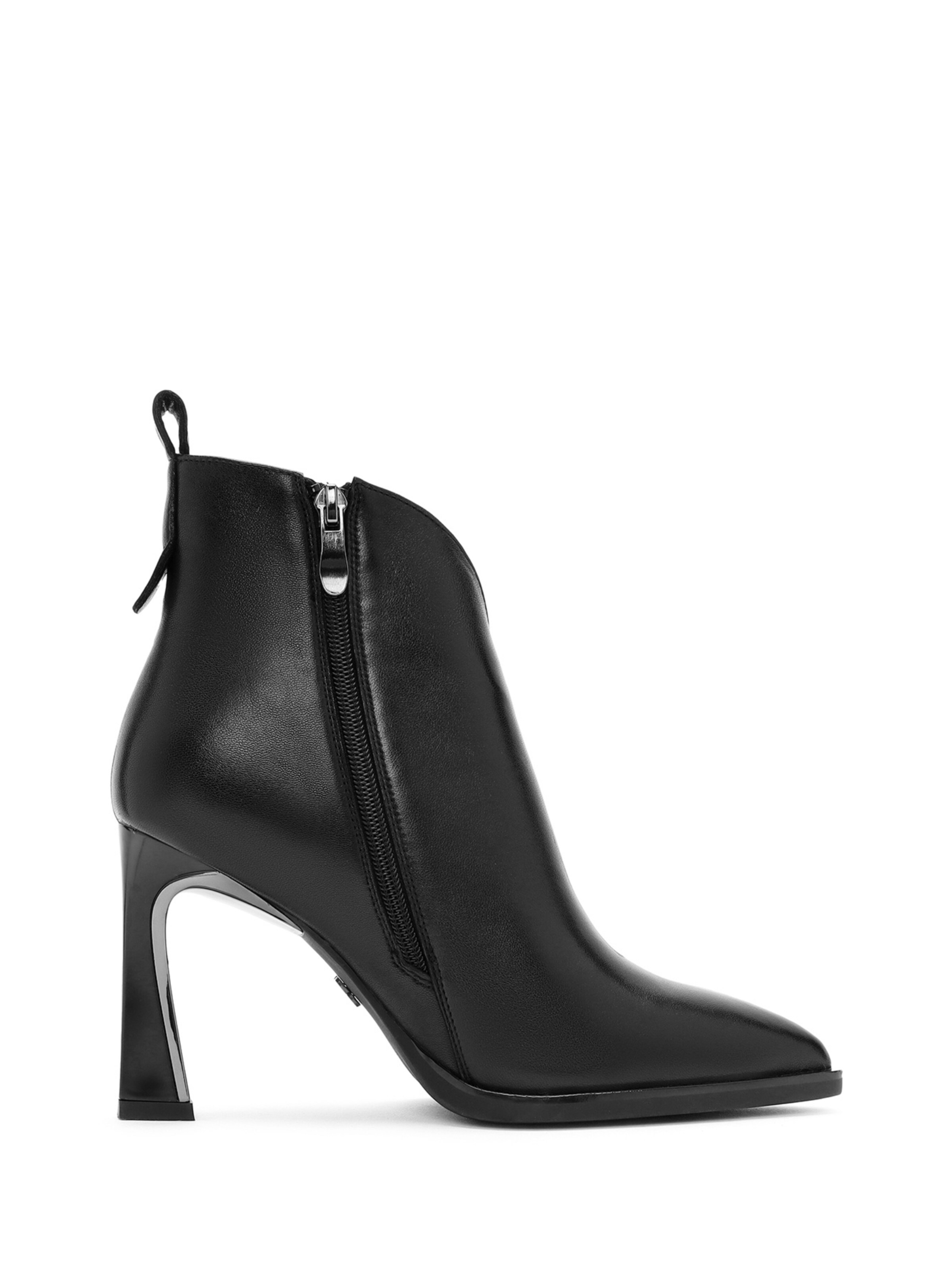 Derimod Ankle Boots in Schwarz