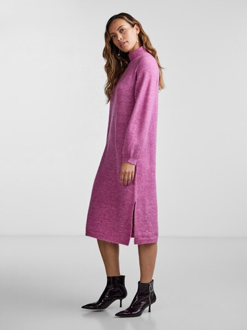 YAS Knitted dress 'BALIS' in Pink