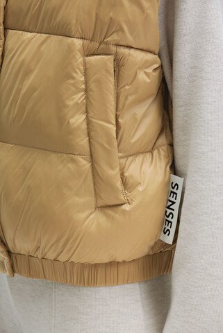 SENSES.THE LABEL Vest in Brown