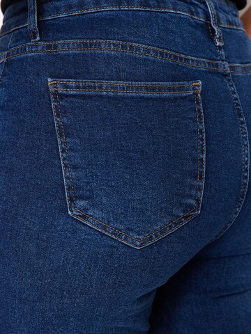 Trendyol Curve Bootcut Jeansy w kolorze niebieski