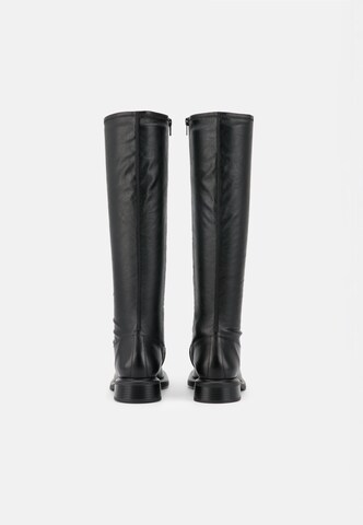 VAGABOND SHOEMAKERS Boots 'ELLIS' in Black
