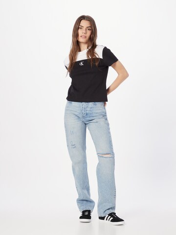 Calvin Klein Jeans T-shirt i svart