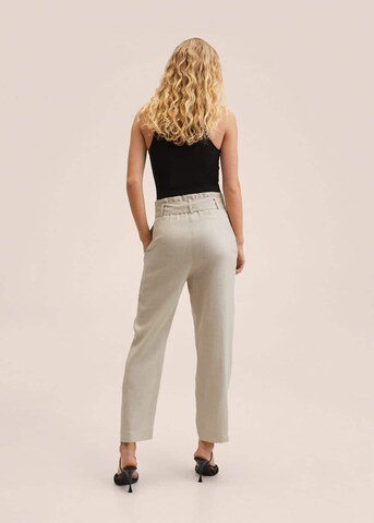 Regular Pantalon à pince 'Ampabelt' MANGO en gris