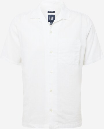 GAP - Ajuste regular Camisa en blanco: frente