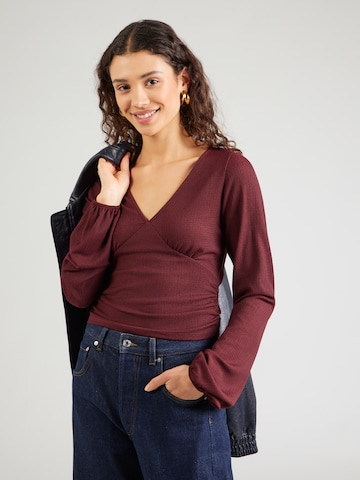 Tricou 'Janina' de la ABOUT YOU pe roșu: față